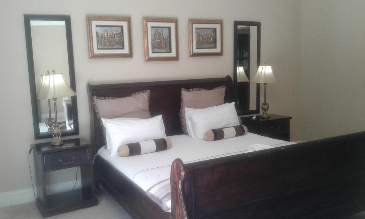 The Historic Hogsback Inn Extérieur photo