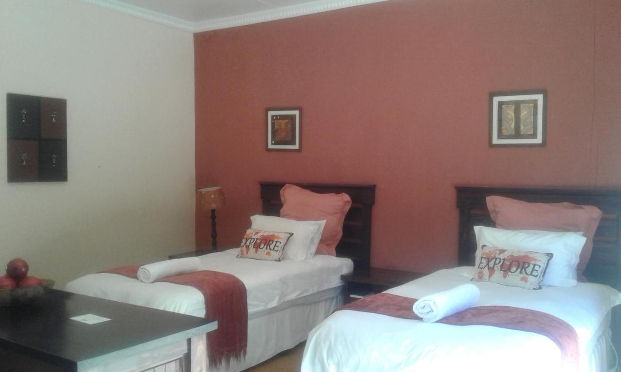 The Historic Hogsback Inn Extérieur photo