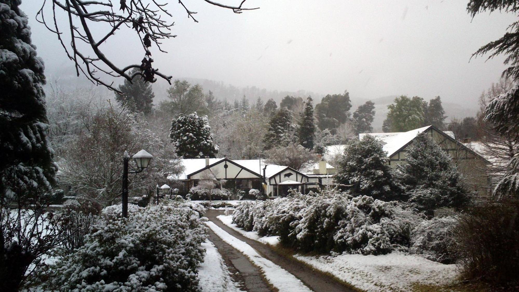 The Historic Hogsback Inn Extérieur photo