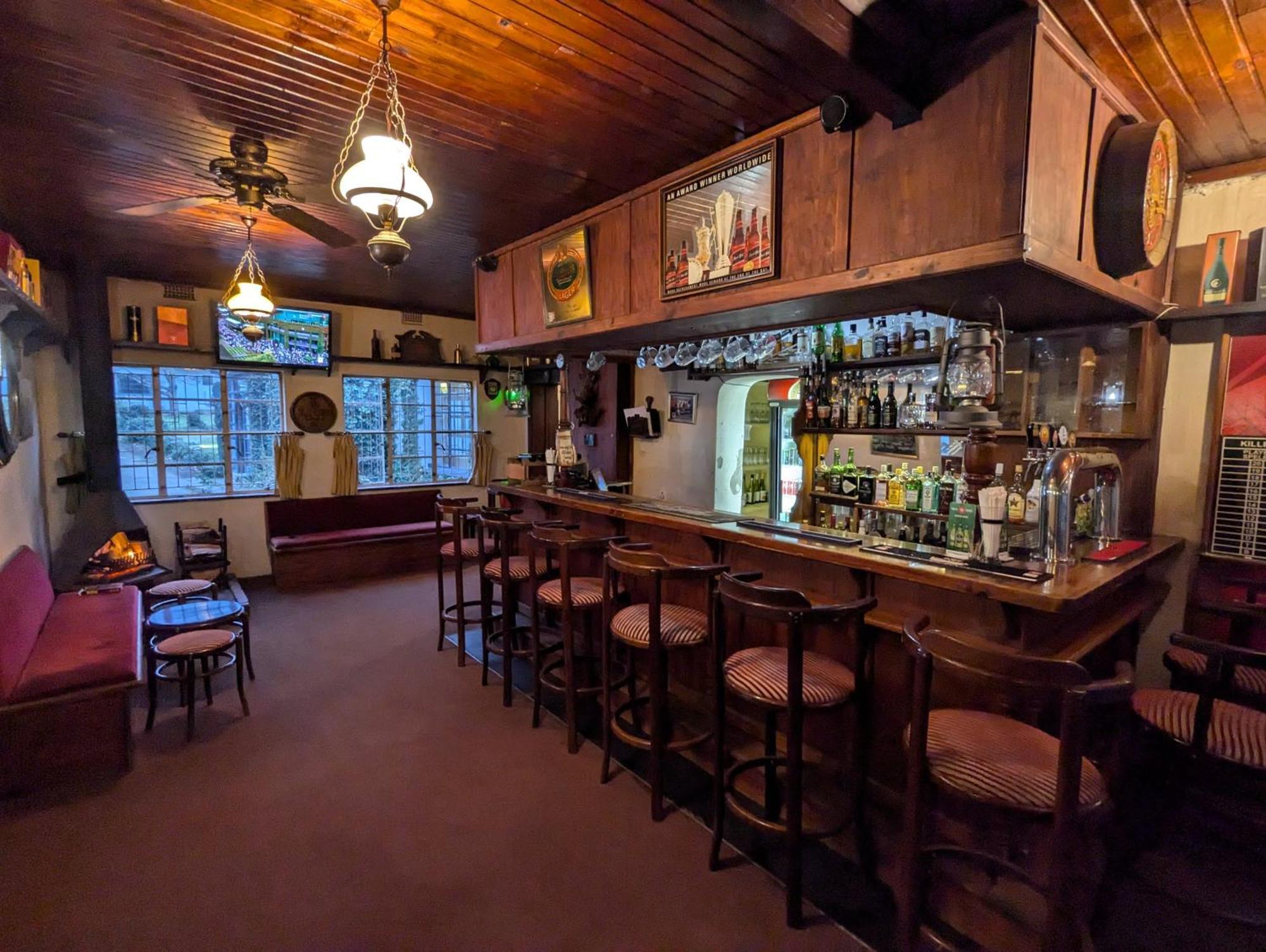 The Historic Hogsback Inn Extérieur photo